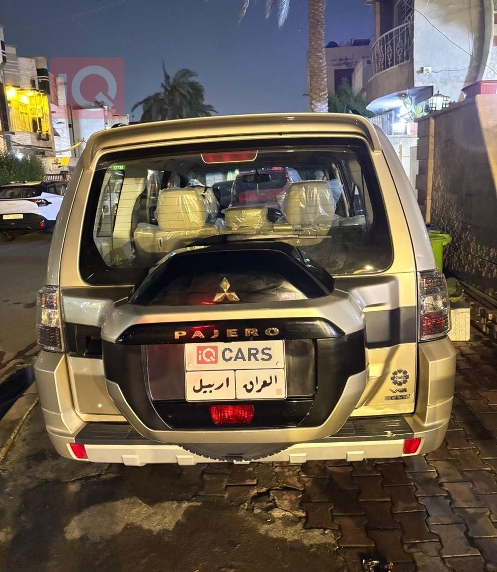 ميتسوبيشي باجيرو